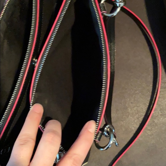 Coach purse - Picture 5 of 7